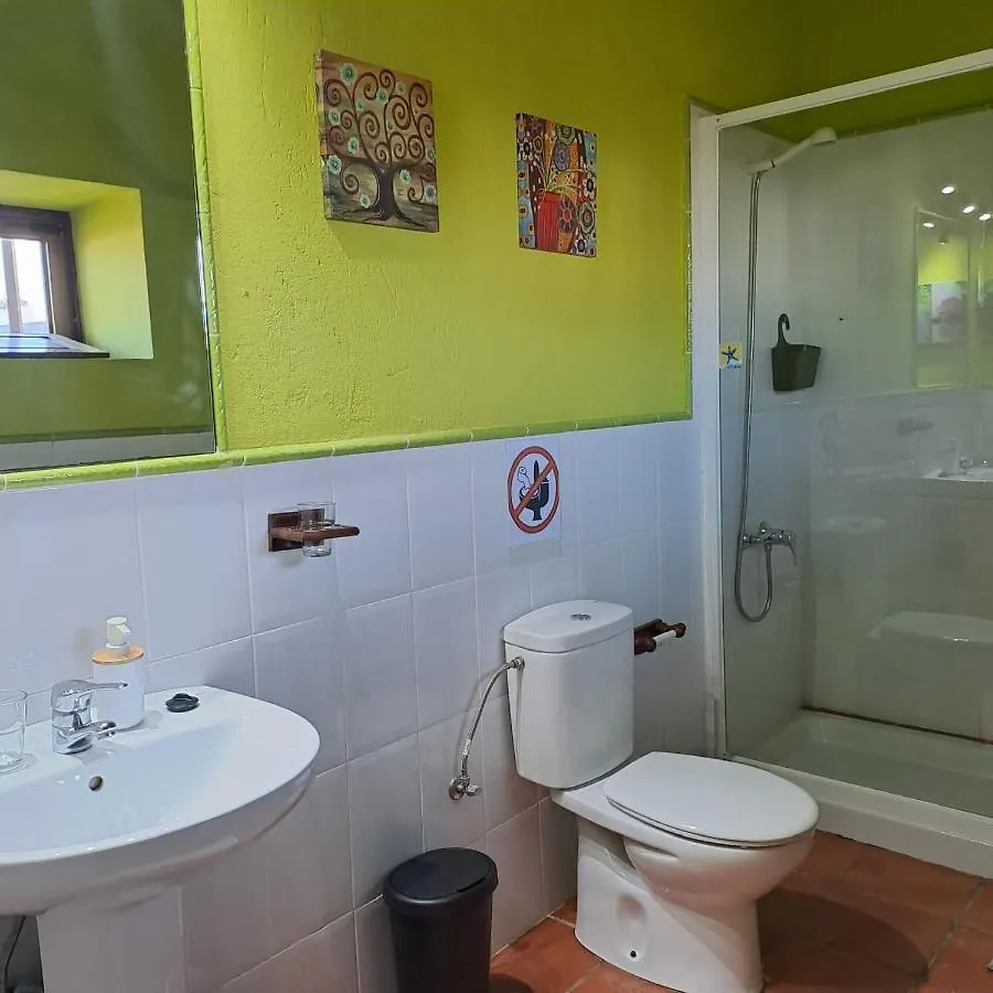 Casona La Orilla 1908 Tias Bed & Breakfast