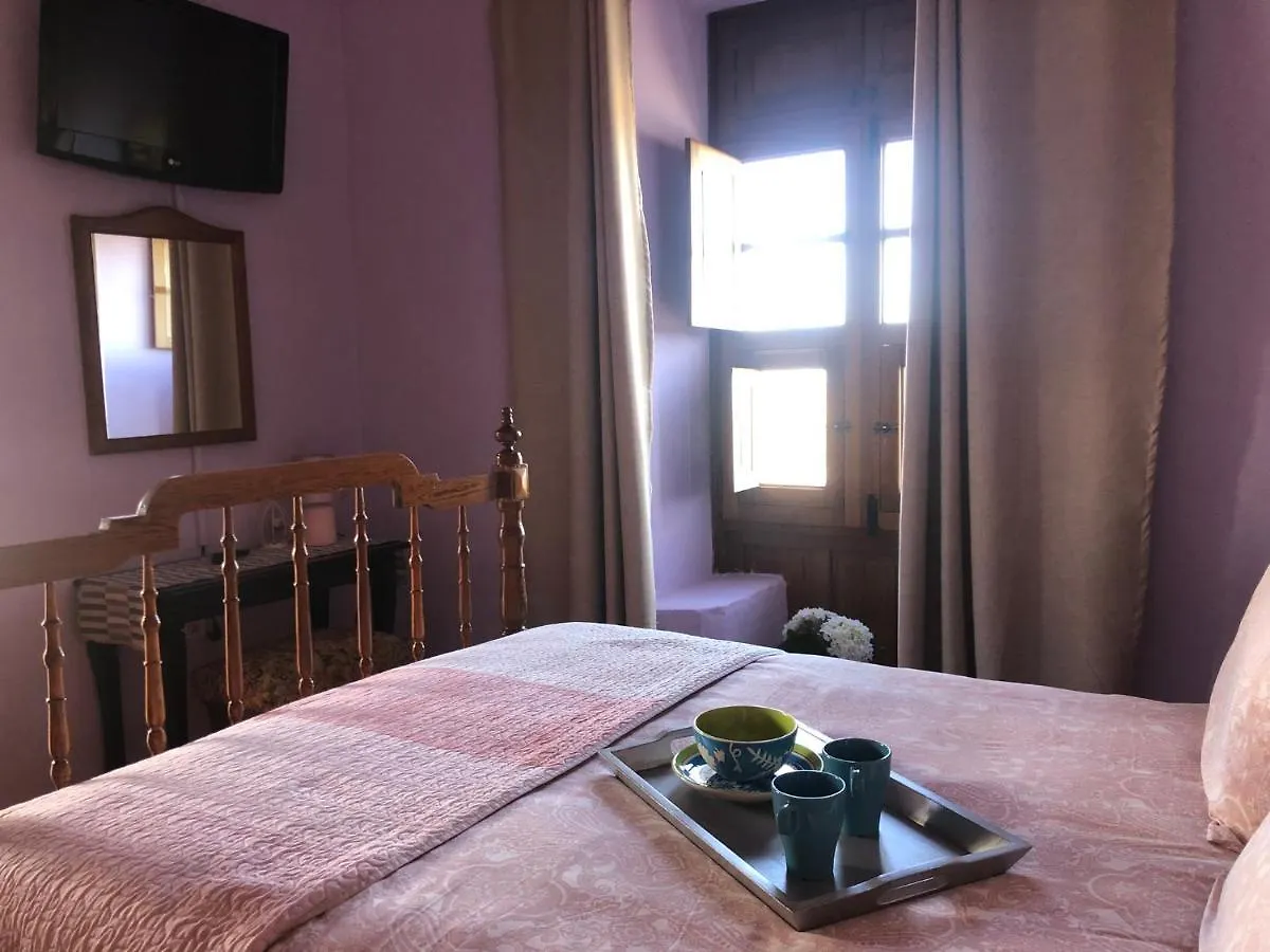 Casona La Orilla 1908 Tias Bed & Breakfast