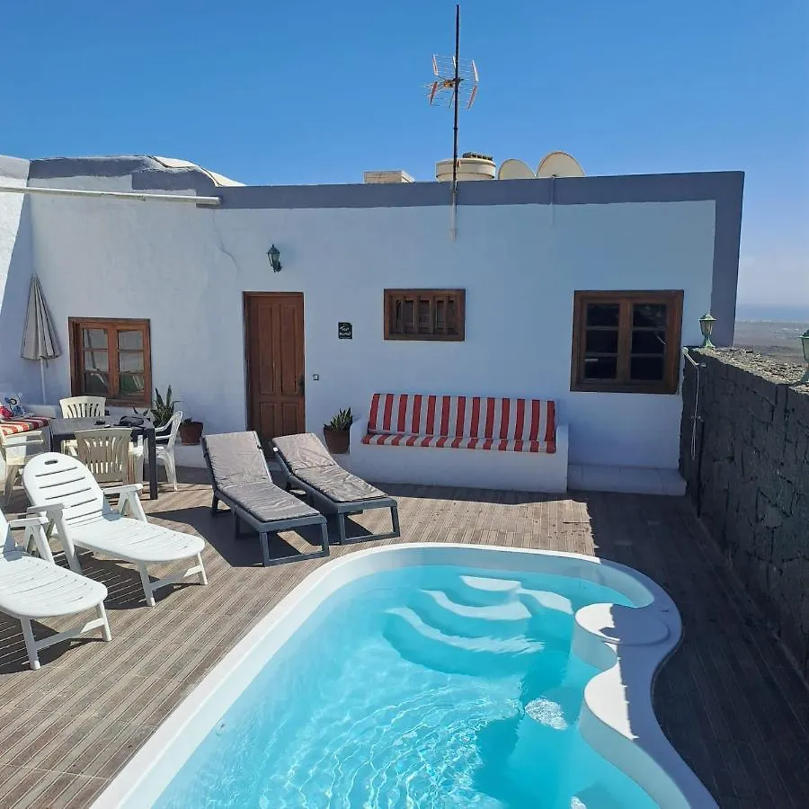Casona La Orilla 1908 Tias Bed & Breakfast Spain